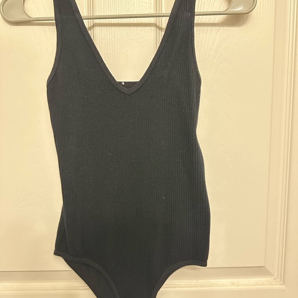 Black Ribbed Bodysuit - Picture 4 of 4